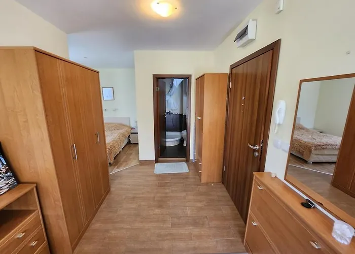 Lägenhet Pine Tree Easy Access - Next 100m To Slope And Forest View